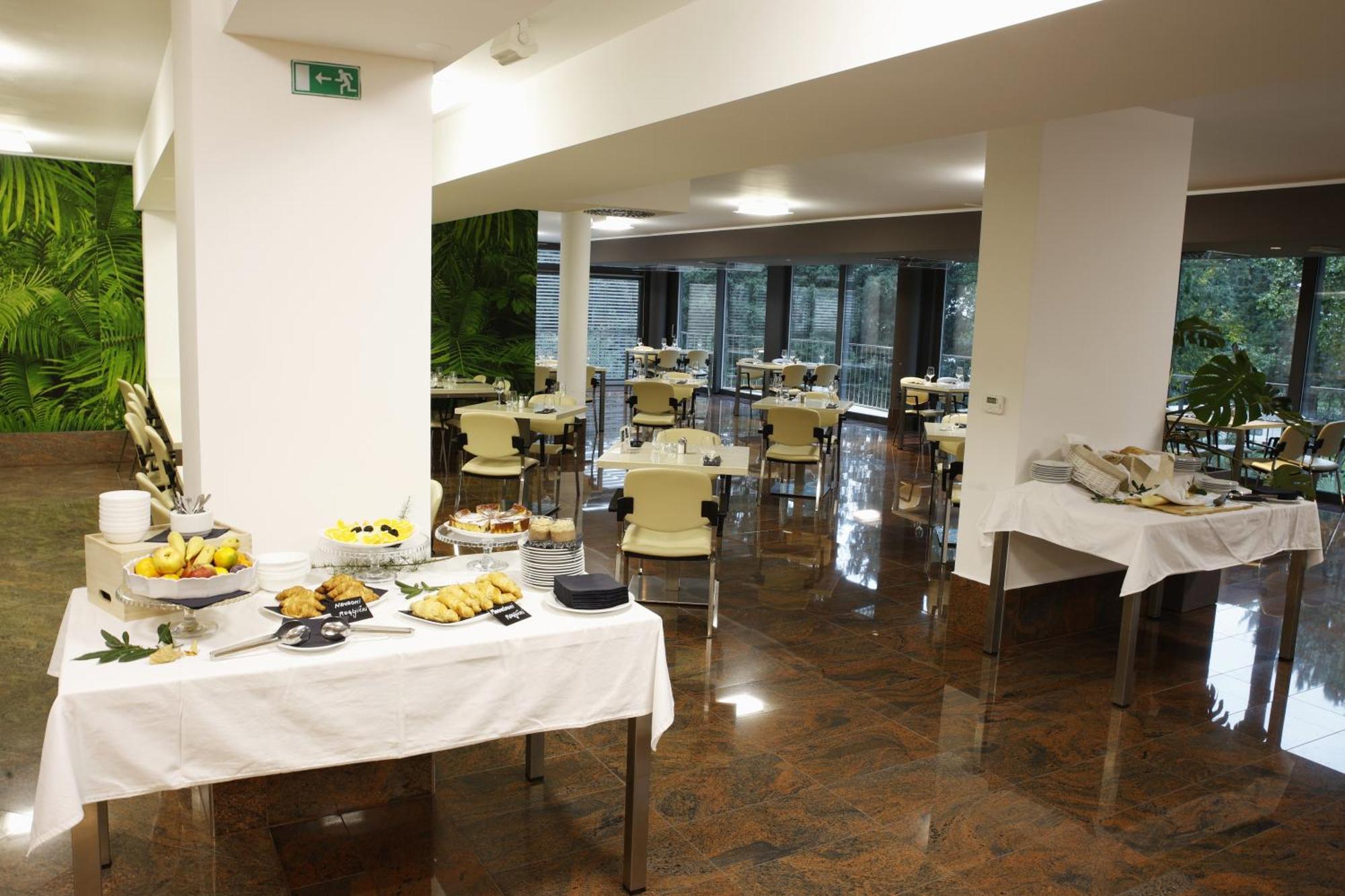 Floramare Health Resort Izola Eksteriør billede