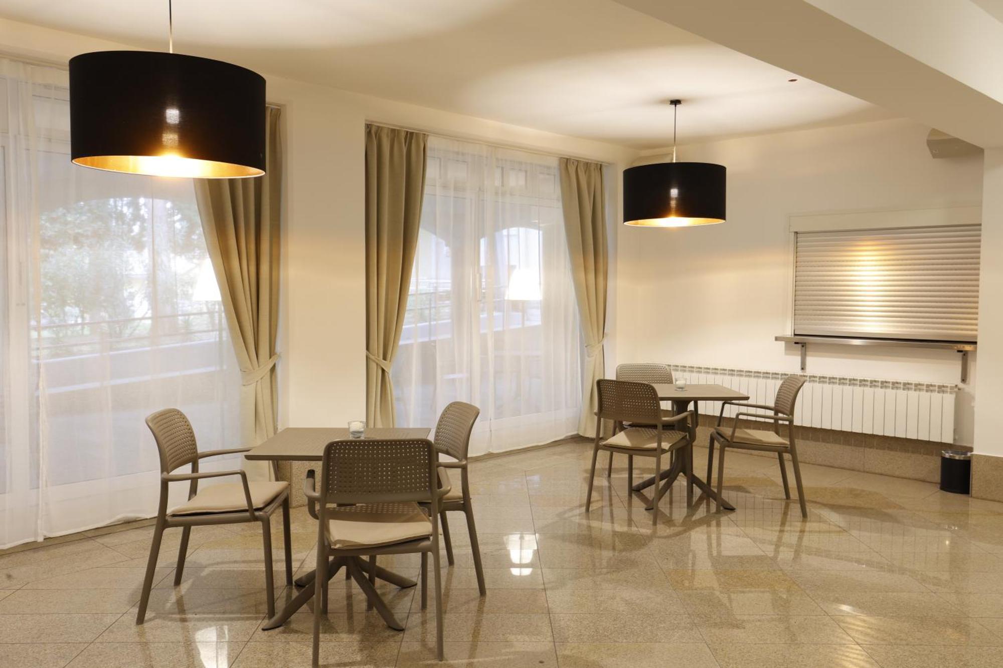 Floramare Health Resort Izola Eksteriør billede
