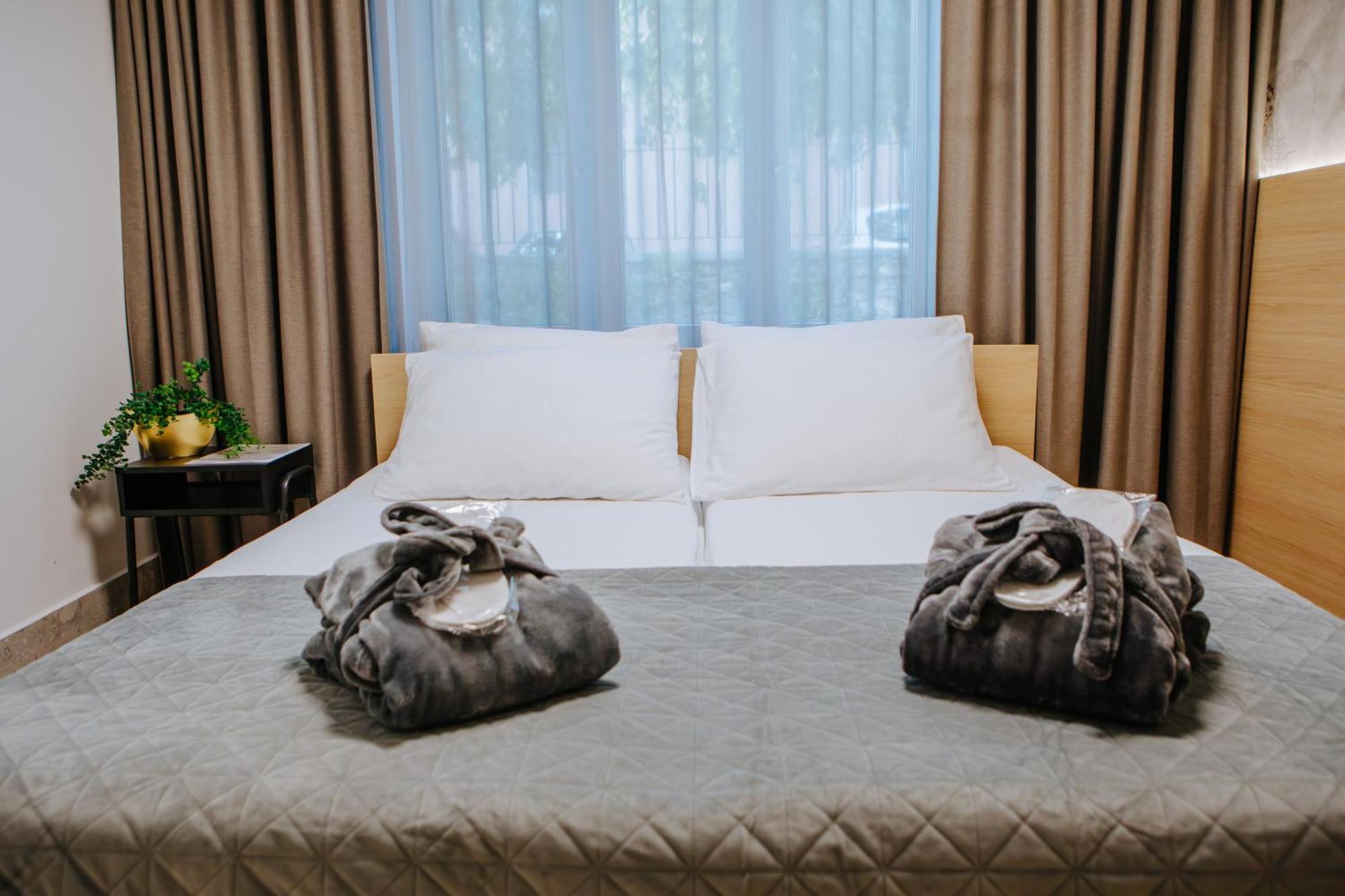 Floramare Health Resort Izola Eksteriør billede